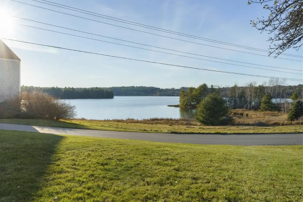 68 Belvedere Road Nobleboro ME 04555