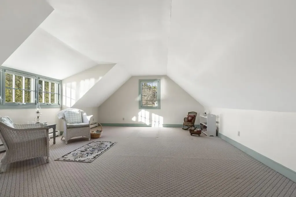 68 Belvedere Road Nobleboro ME 04555