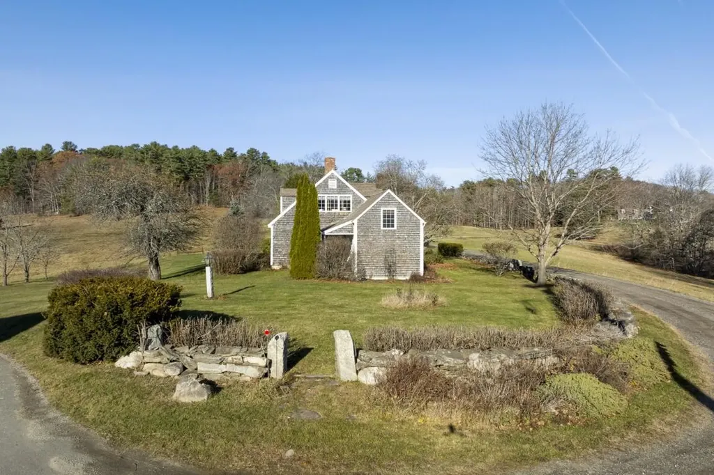 68 Belvedere Road Nobleboro ME 04555