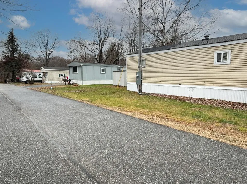 1007 Sabattus Street Lewiston ME 04240