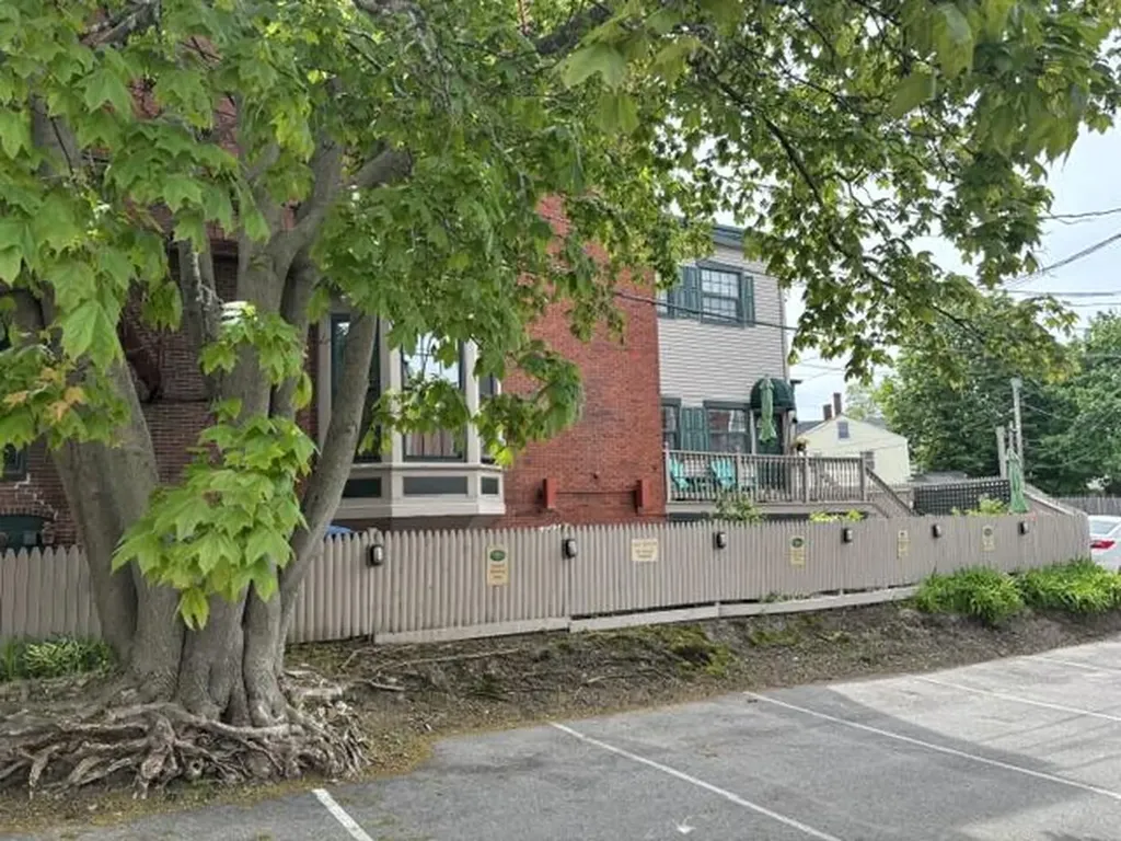 15 Pine Street Portland ME 04102