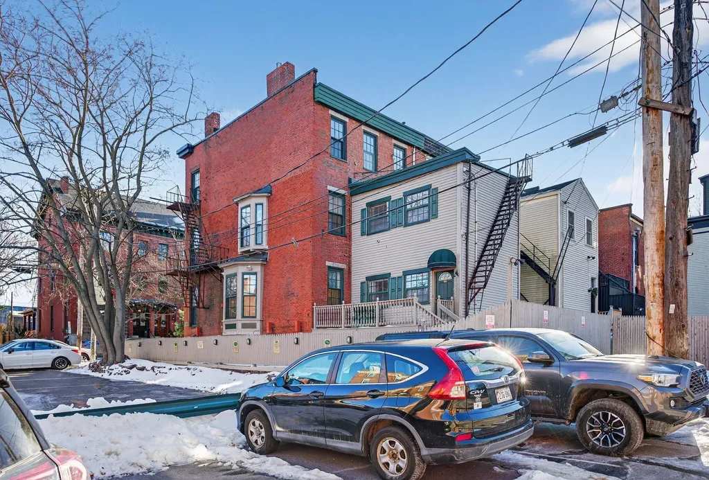 15 Pine Street Portland ME 04102