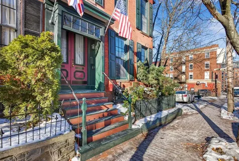15 Pine Street Portland ME 04102