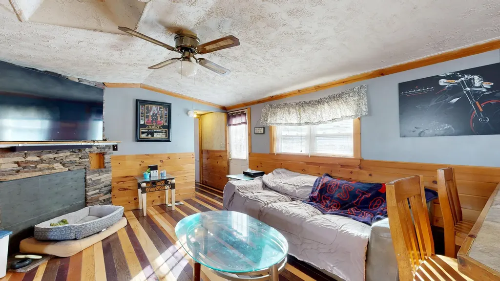 399 High Street Rumford ME 04276