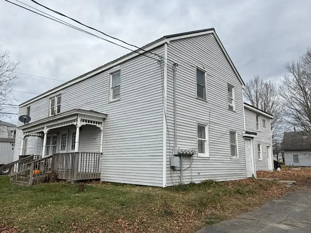 296 Main Street Corinth ME 04427