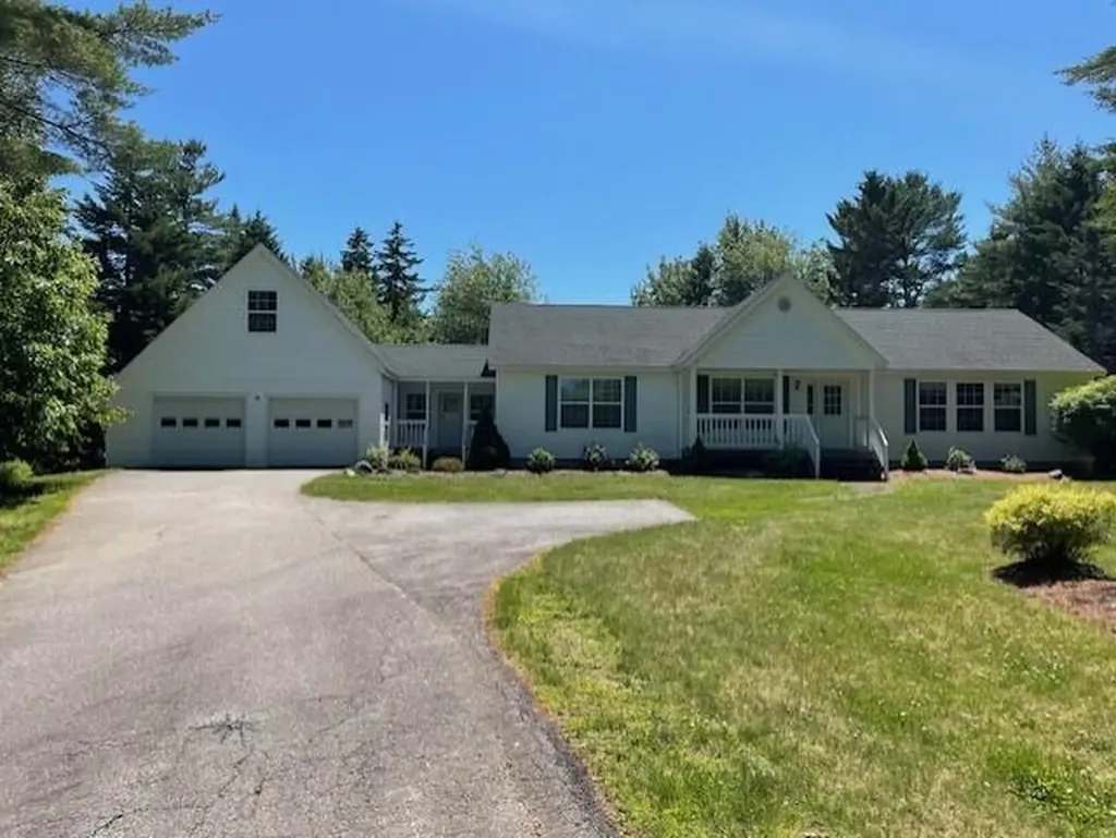 43 Tamarack Lane Cushing ME 04563
