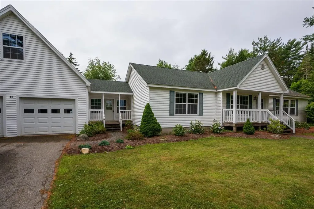 43 Tamarack Lane Cushing ME 04563