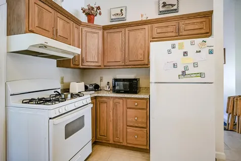 11 Sunrise Drive Hallowell ME 04347