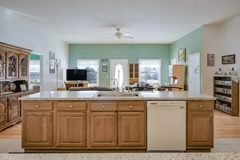 11 Sunrise Drive Hallowell ME 04347