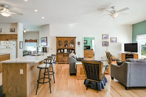 11 Sunrise Drive Hallowell ME 04347