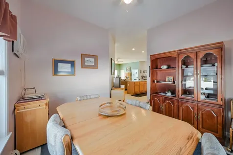 11 Sunrise Drive Hallowell ME 04347
