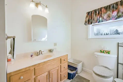 11 Sunrise Drive Hallowell ME 04347