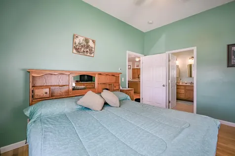 11 Sunrise Drive Hallowell ME 04347