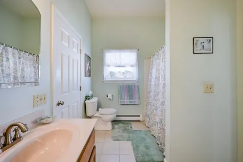 11 Sunrise Drive Hallowell ME 04347