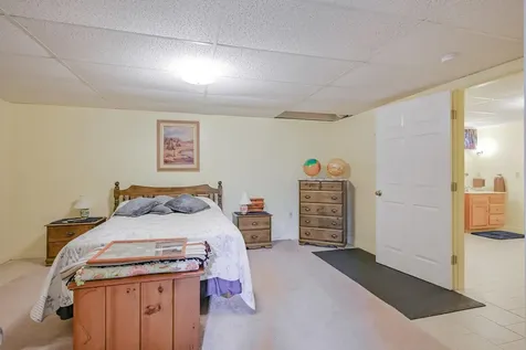 11 Sunrise Drive Hallowell ME 04347
