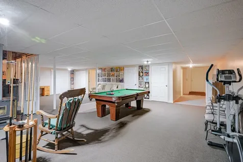 11 Sunrise Drive Hallowell ME 04347