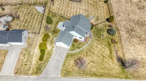 11 Sunrise Drive Hallowell ME 04347