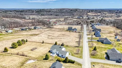 11 Sunrise Drive Hallowell ME 04347