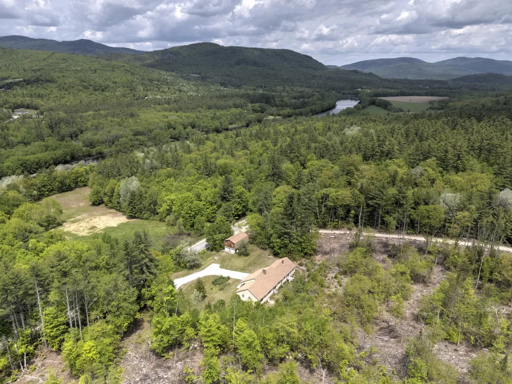 2139 Intervale Road Bethel ME 04217