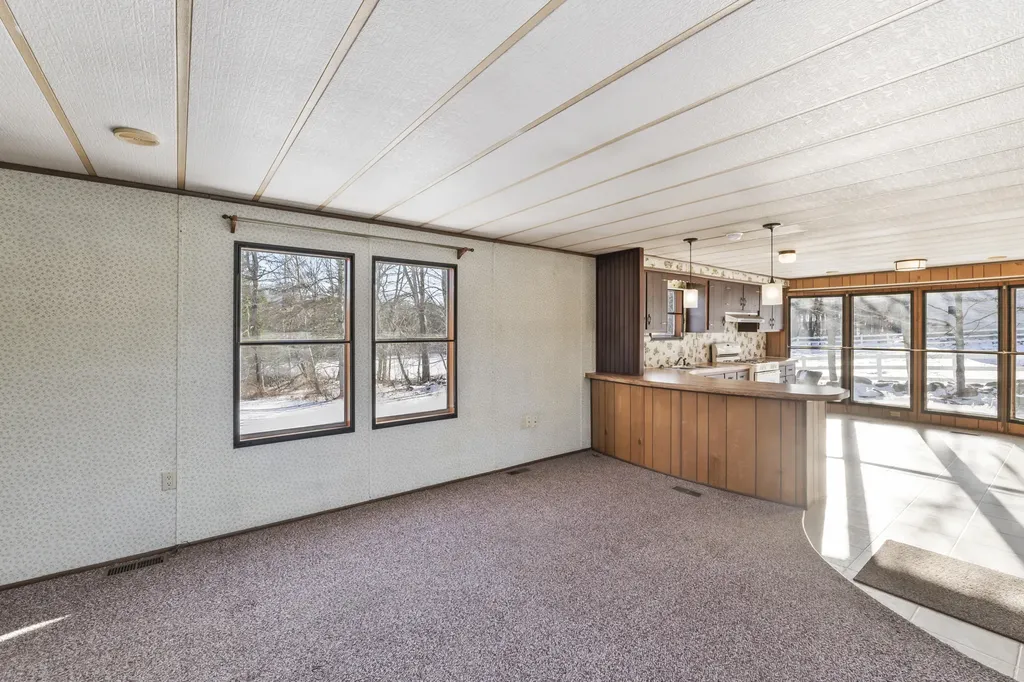 2545 Washington Road Waldoboro ME 04572