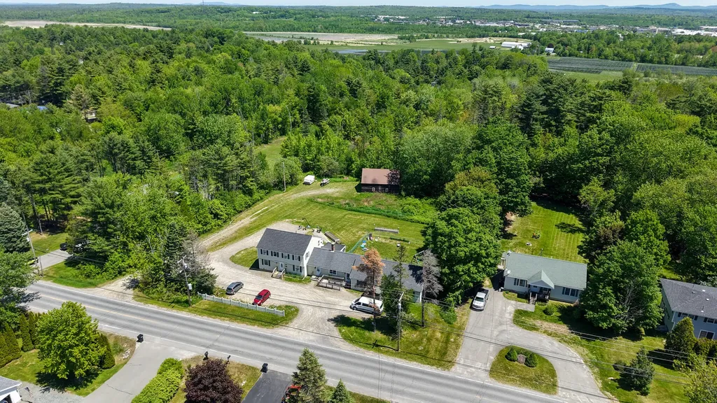 913 Essex Street Bangor ME 04401
