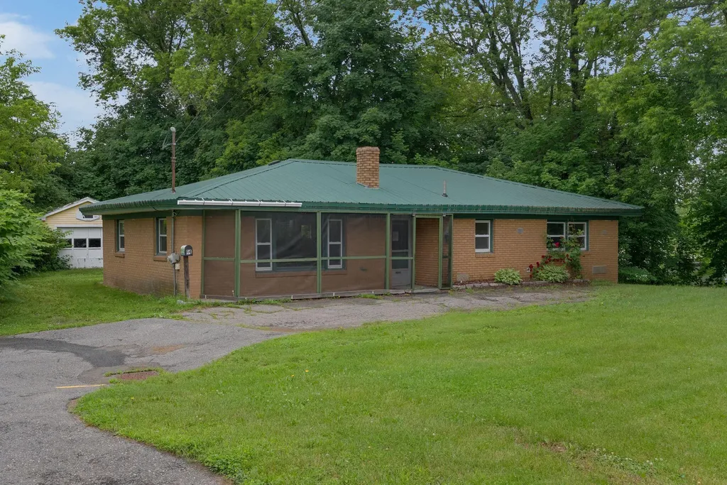 14 Osborne Street Fairfield ME 04937