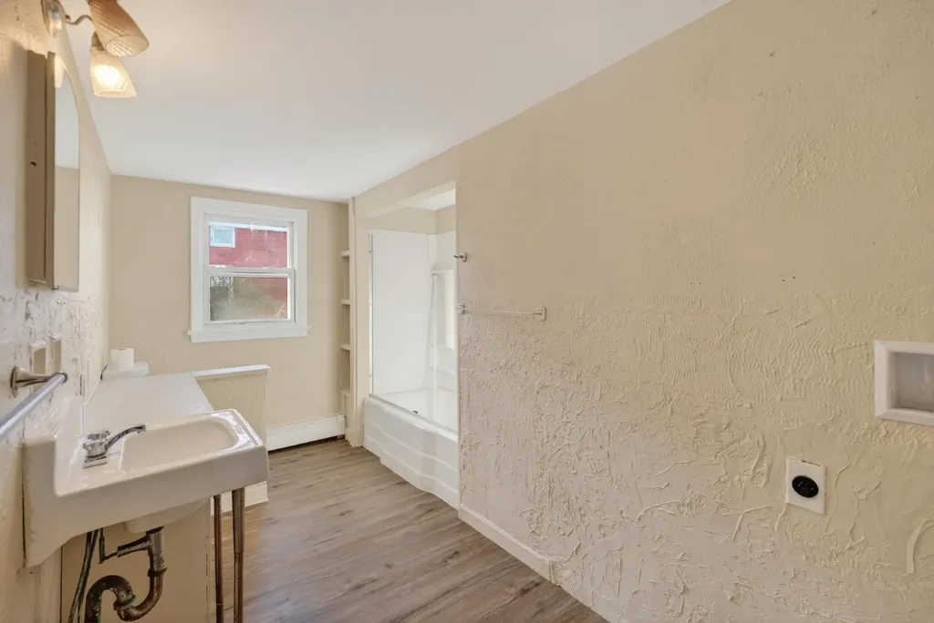 14 Osborne Street Fairfield ME 04937