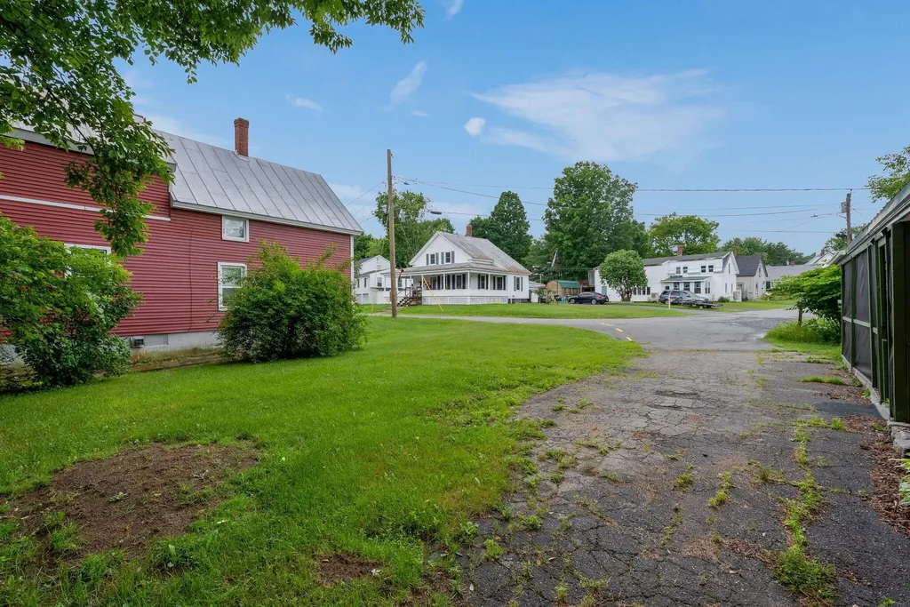 14 Osborne Street Fairfield ME 04937