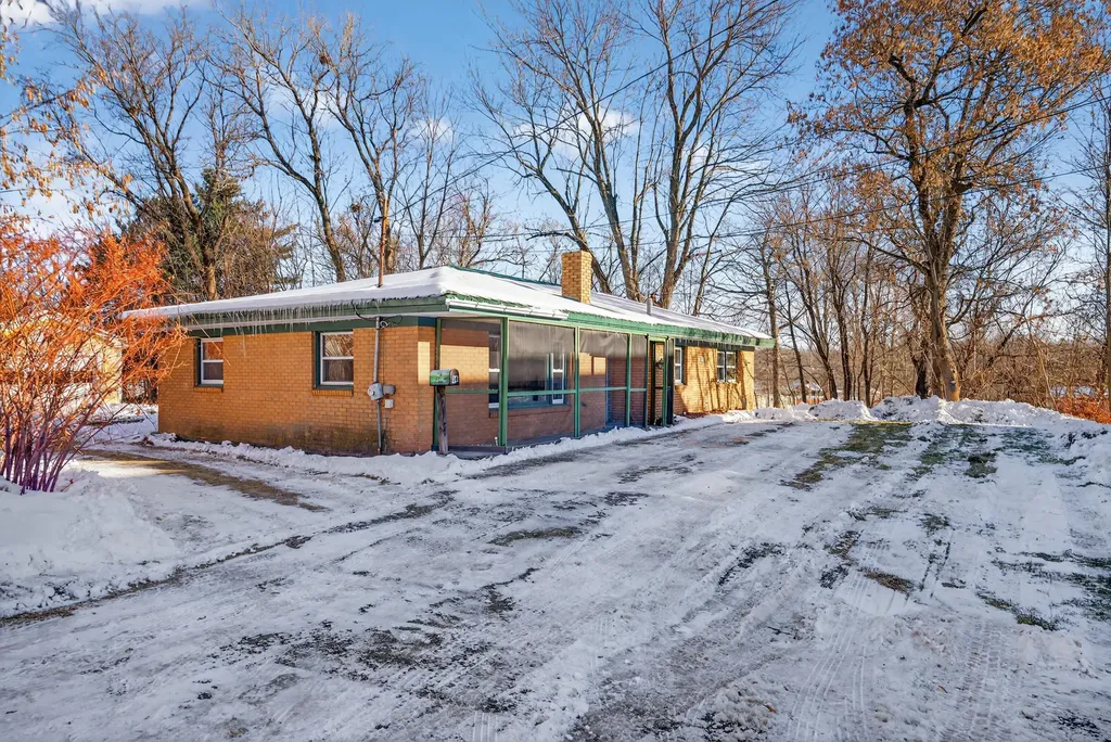 14 Osborne Street Fairfield ME 04937