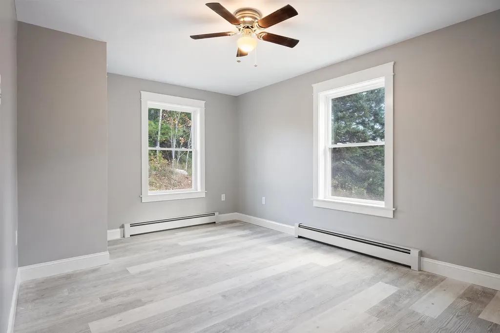 37 Lower Dedham Road Holden ME 04429