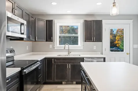 37 Lower Dedham Road Holden ME 04429