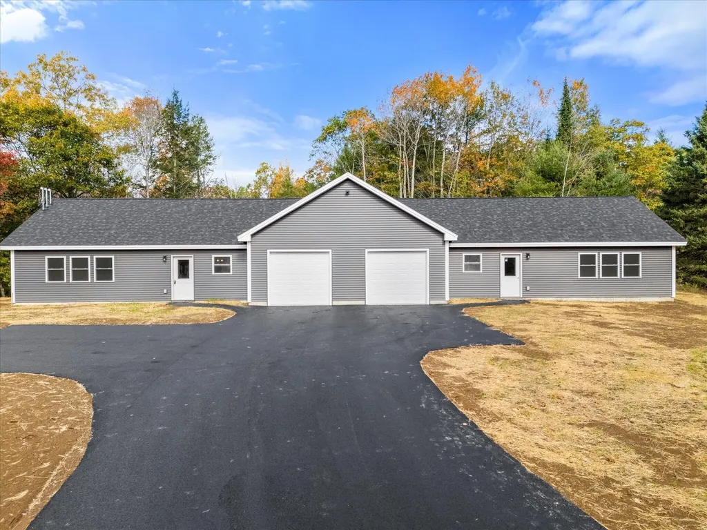 37 Lower Dedham Road Holden ME 04429