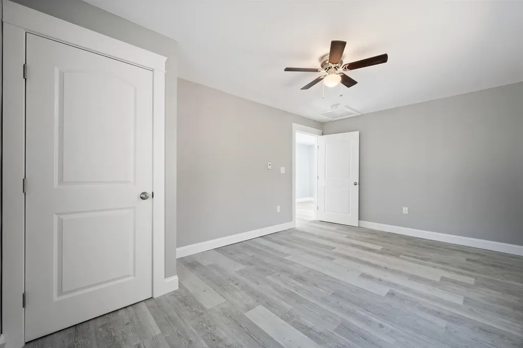37 Lower Dedham Road Holden ME 04429