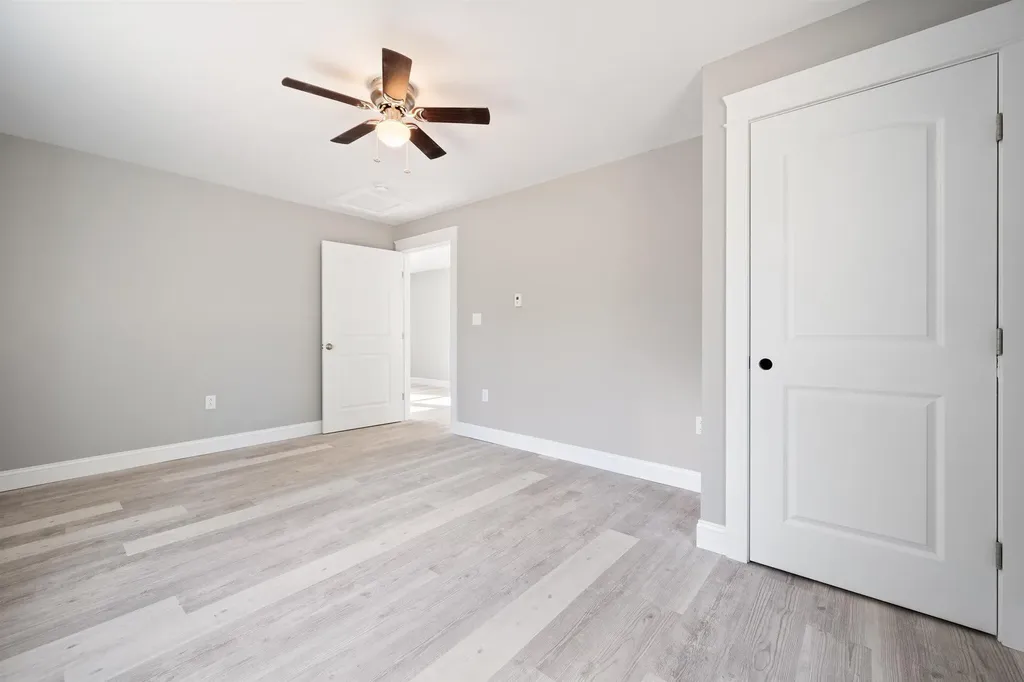 37 Lower Dedham Road Holden ME 04429