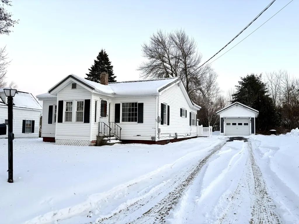 96 Barker Street Calais ME 04619