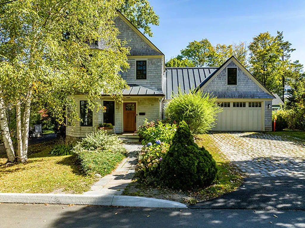 12 Pearl Street Camden ME 04843