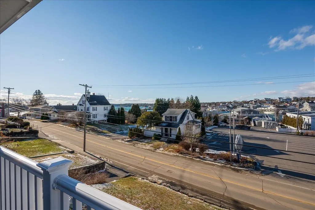 40 Atlantic Avenue Boothbay Harbor ME 04538