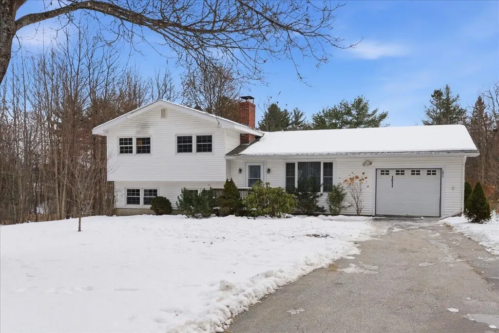 1011 Western Avenue Hampden ME 04444