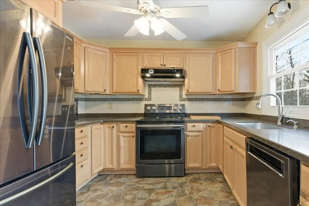 1011 Western Avenue Hampden ME 04444