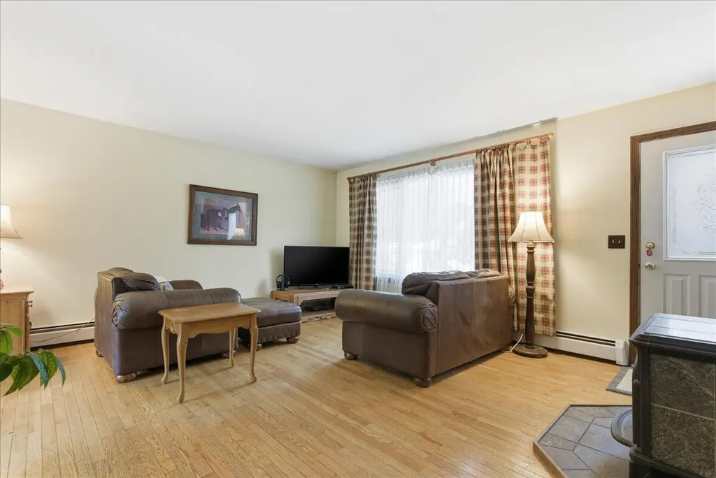 1011 Western Avenue Hampden ME 04444