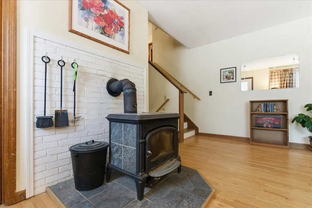 1011 Western Avenue Hampden ME 04444