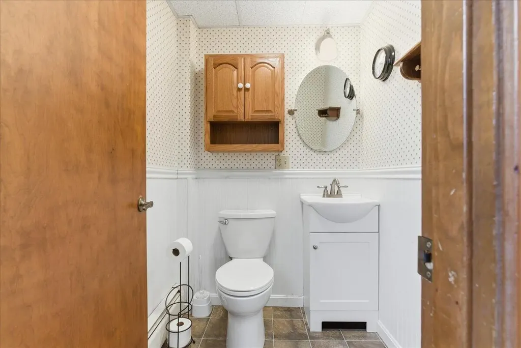1011 Western Avenue Hampden ME 04444