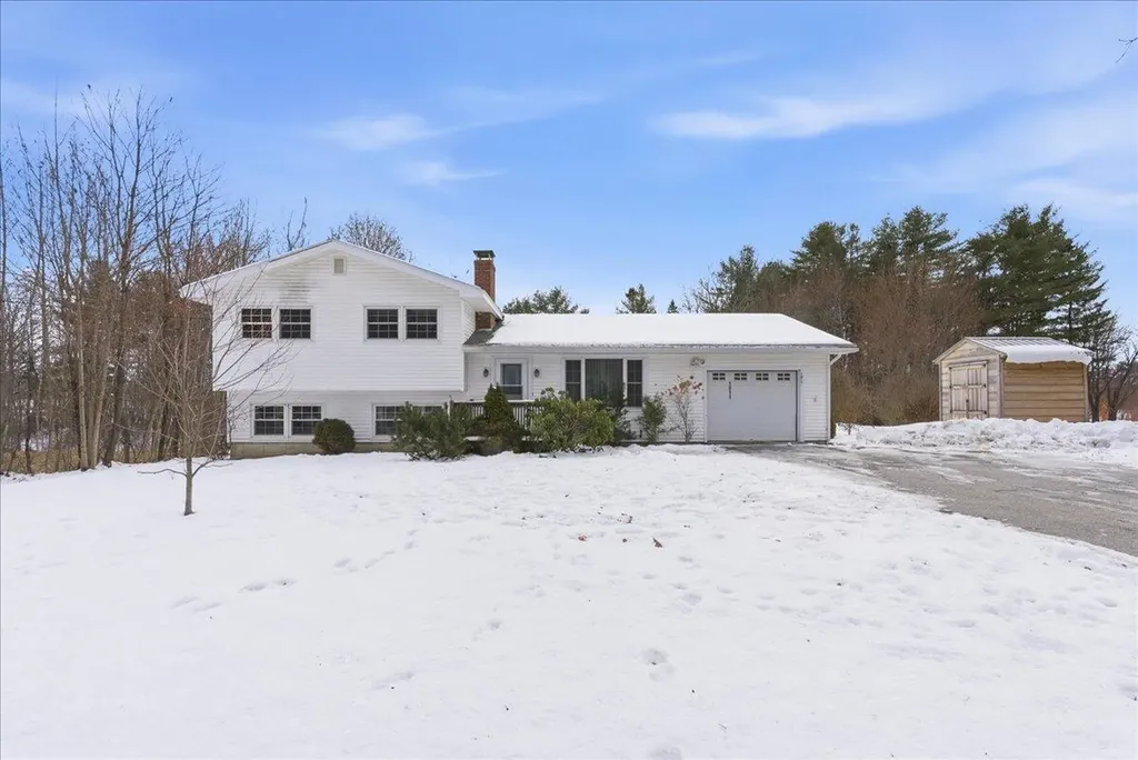 1011 Western Avenue Hampden ME 04444