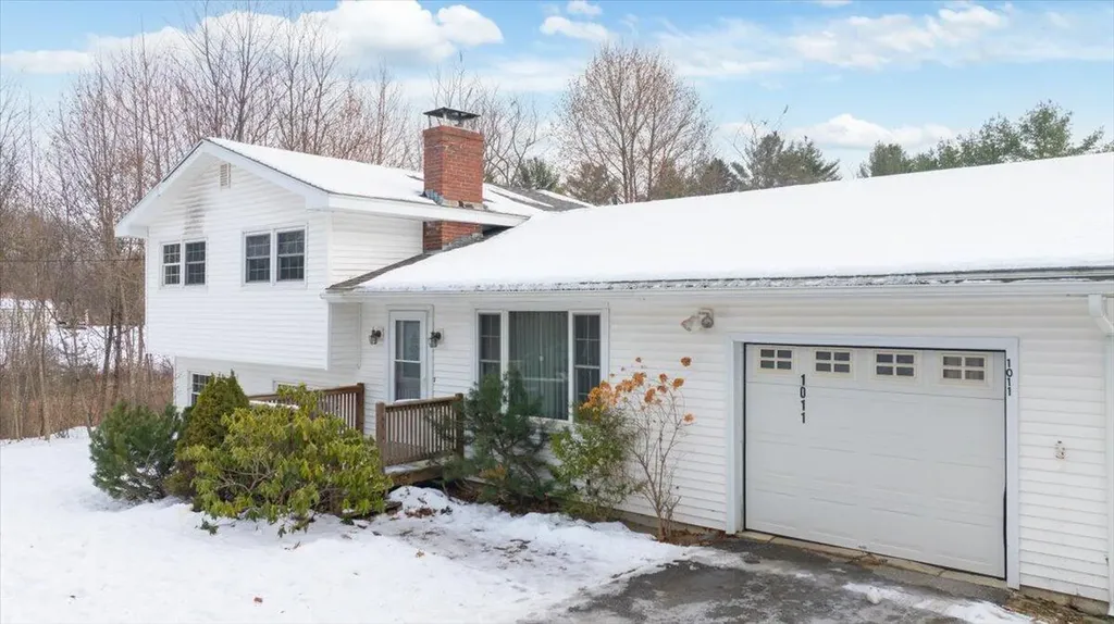 1011 Western Avenue Hampden ME 04444