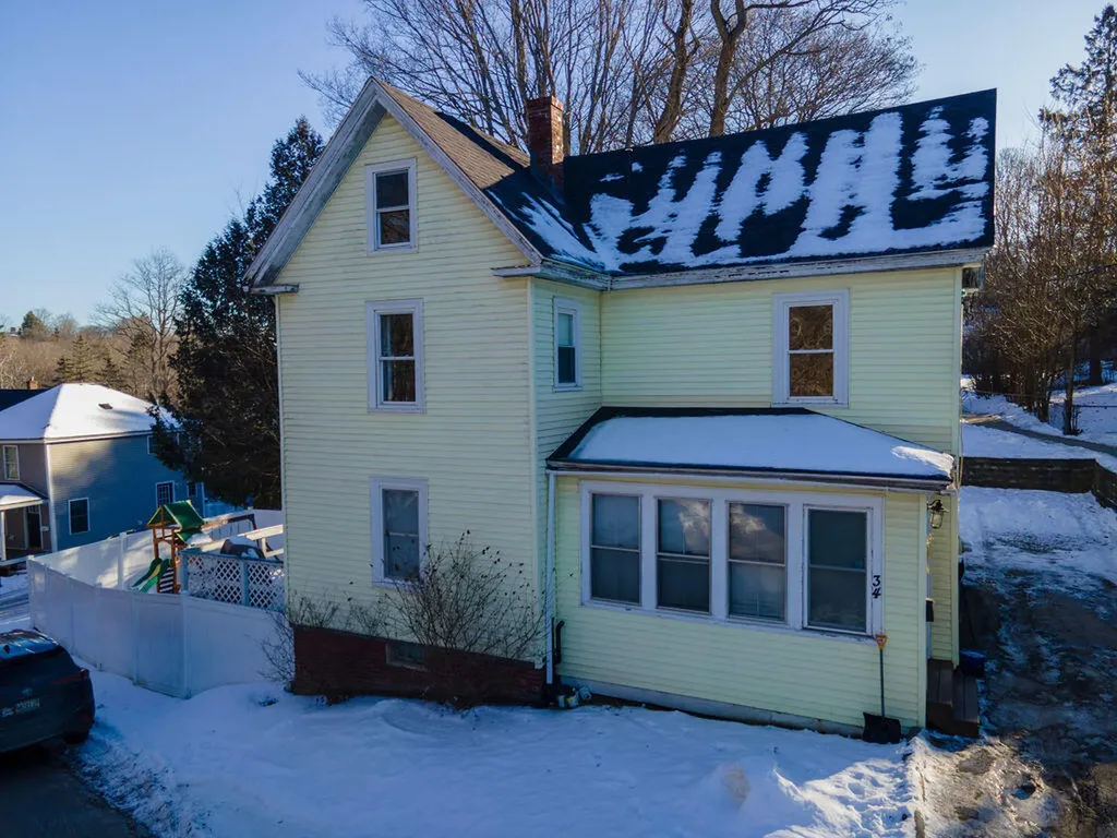 34 Jessie Street Bangor ME 04401