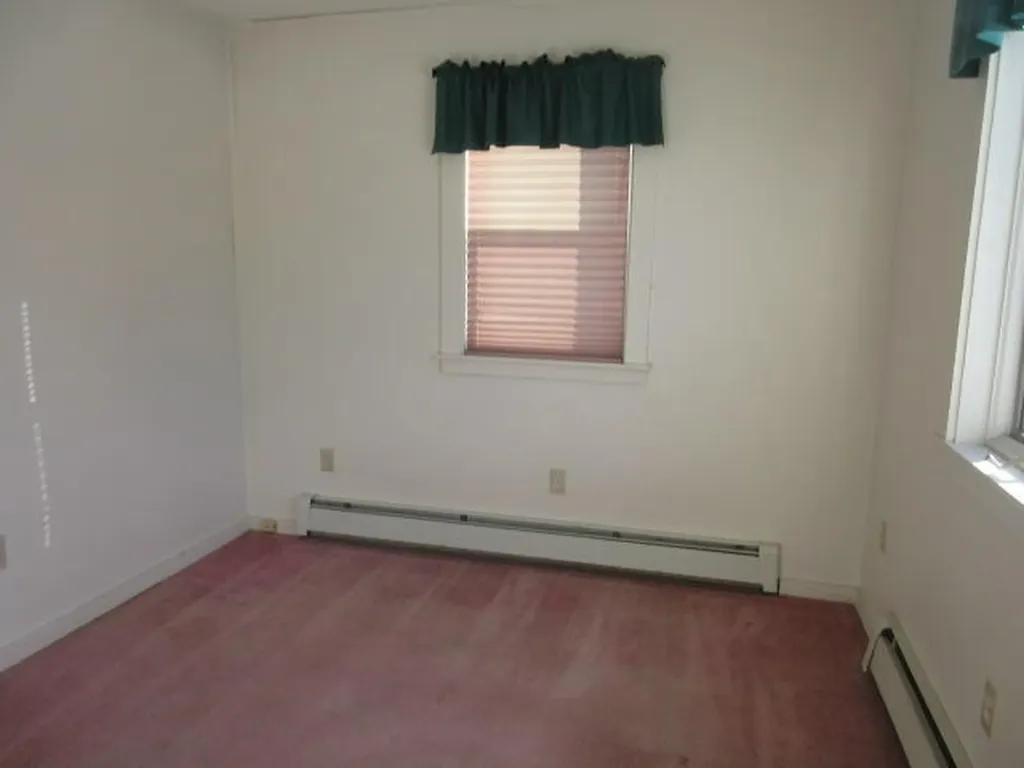 8 Gibbons Court Brewer ME 04412