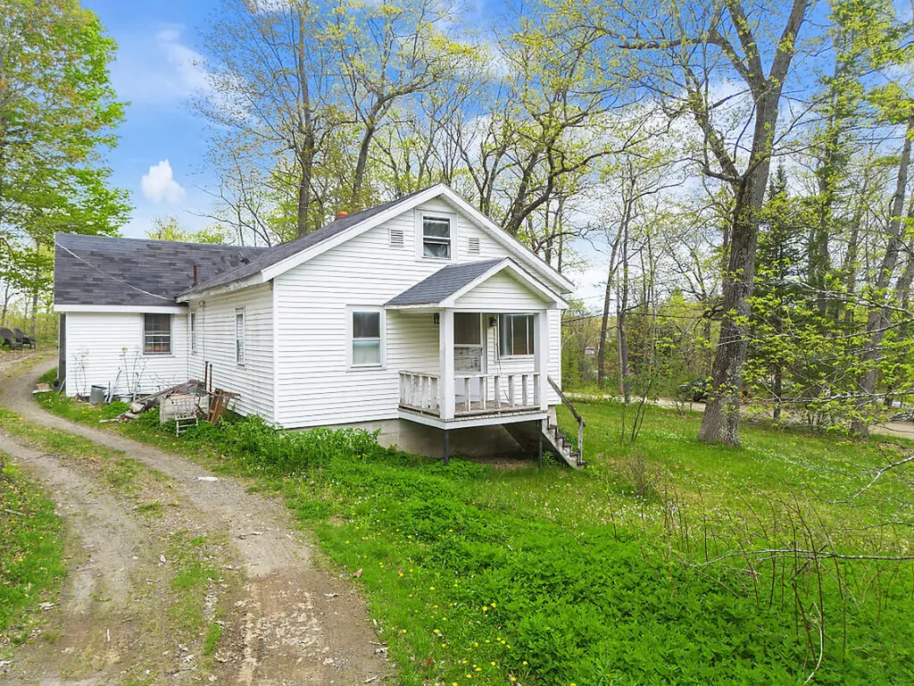 7 Frog Holler Lane Augusta ME 04330