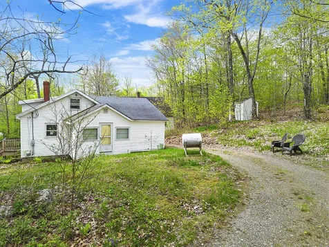 7 Frog Holler Lane Augusta ME 04330