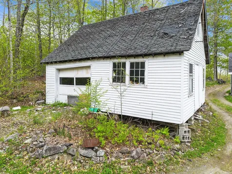 7 Frog Holler Lane Augusta ME 04330