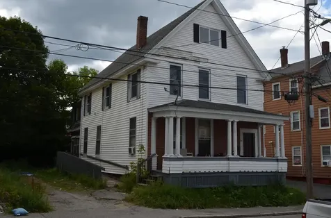 15 Howe Street Lewiston ME 04240